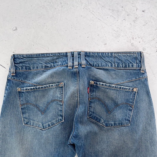vintage levis engineered low rise jeans