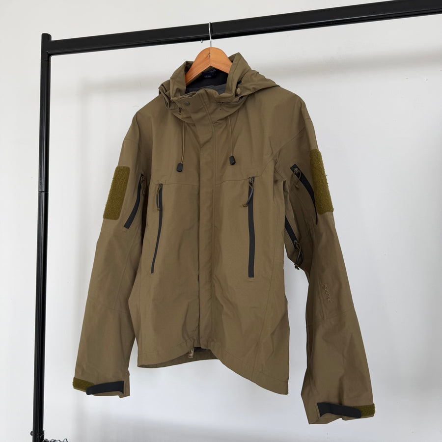 arc’teryx leaf gen one khaki green goretex windbreaker