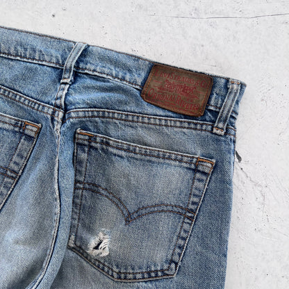 vintage 542 levis distressed jeans