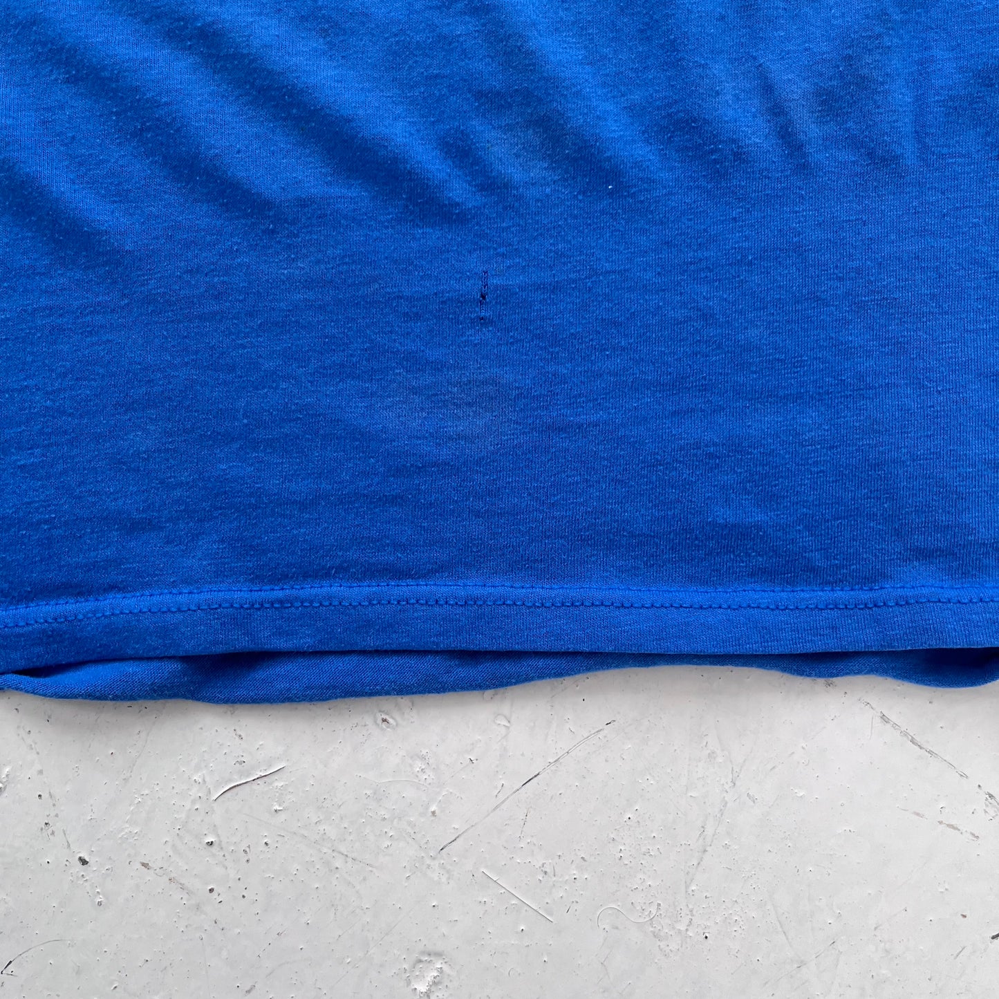 1980s blue graphic tee