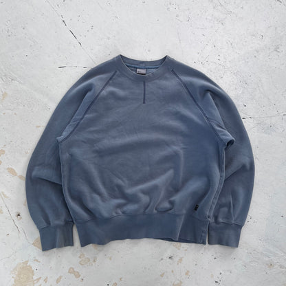 2000s nike crewneck
