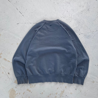 2000s nike crewneck