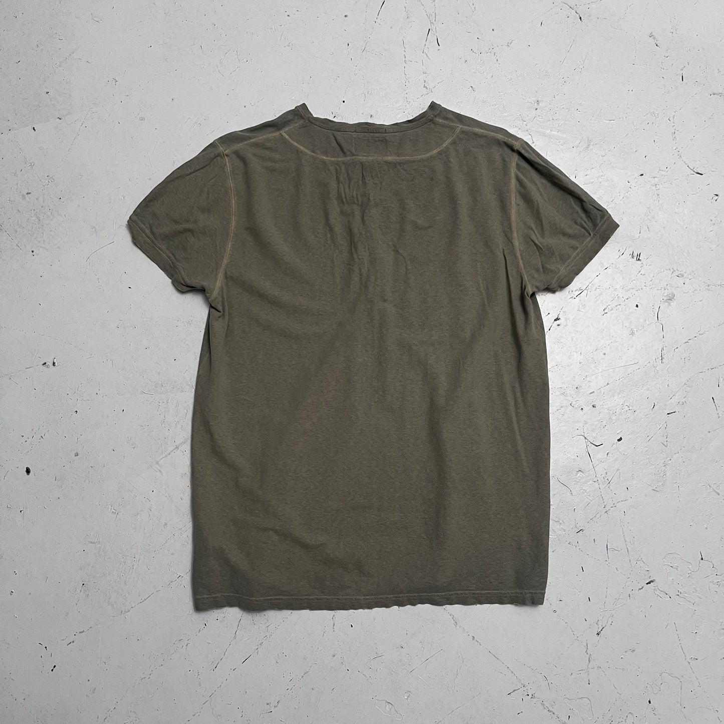 2000s cp company heritage henley tee