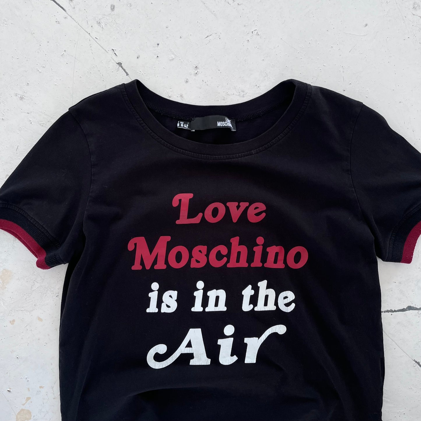 2000s moschino graphic tee