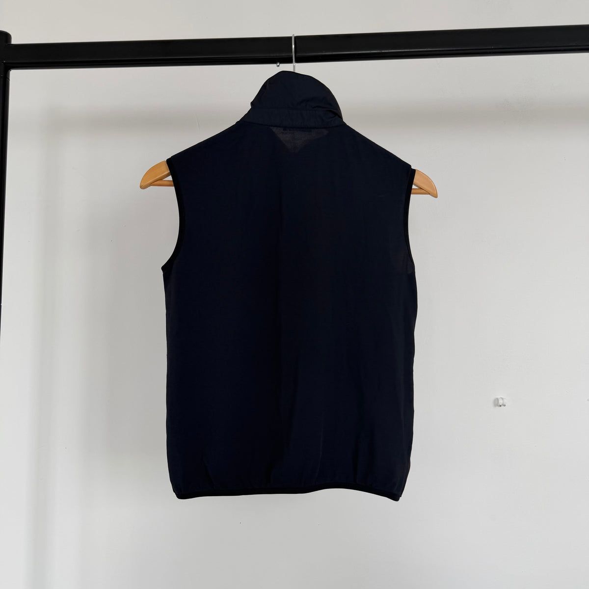 ss1999 prada sport zip up sleeveless top