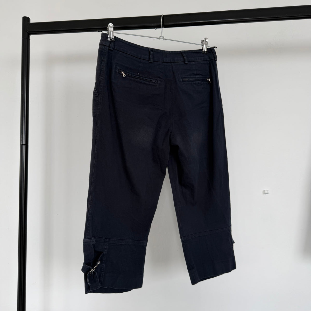 2000s emporio armani buckle capris