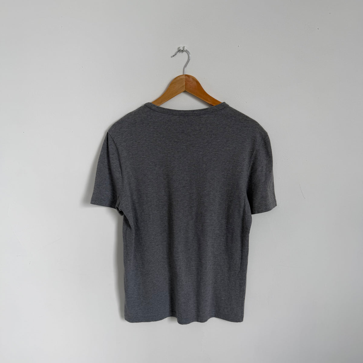 2000s gucci by tom ford emblem tee