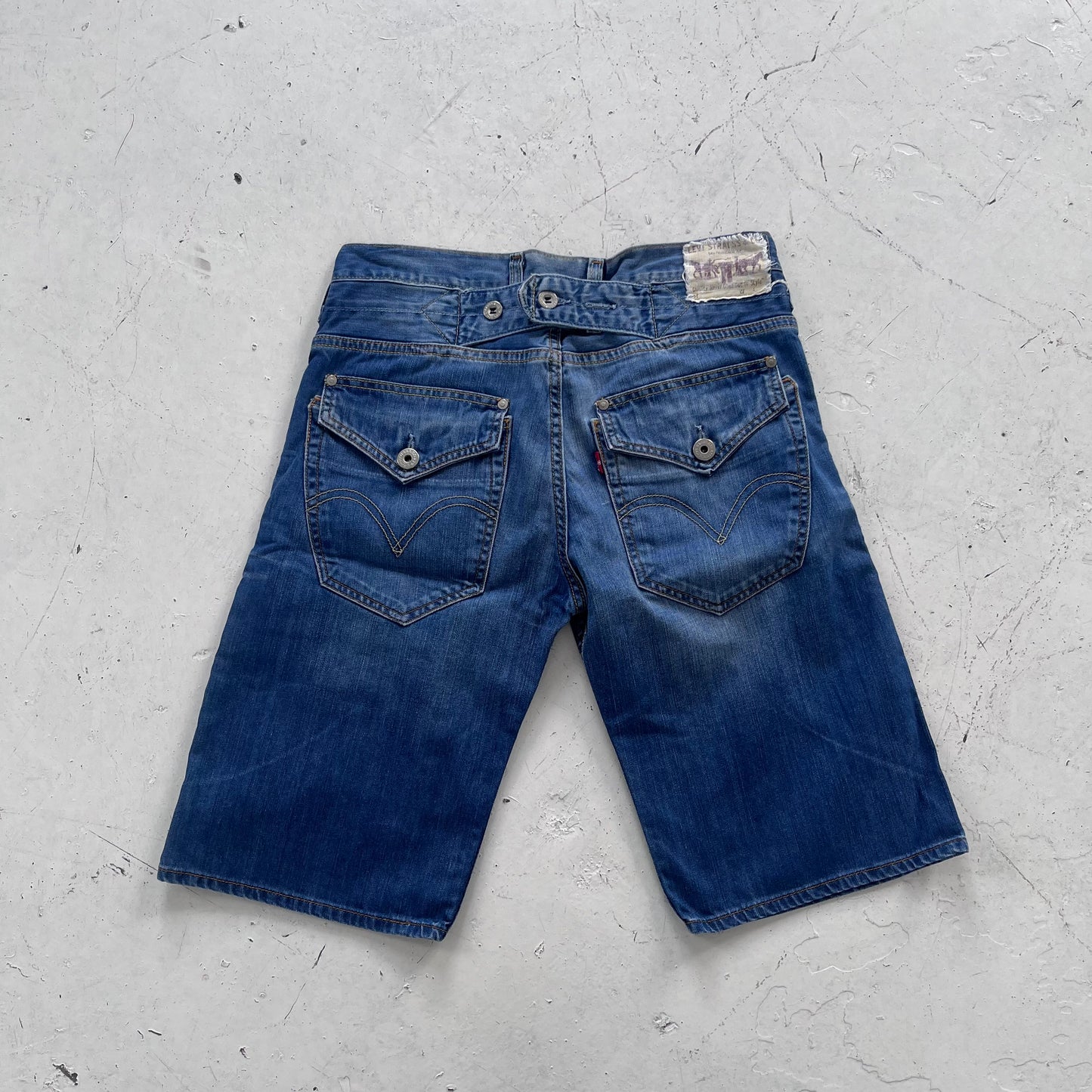 vintage 503 levis buckle back jean shorts