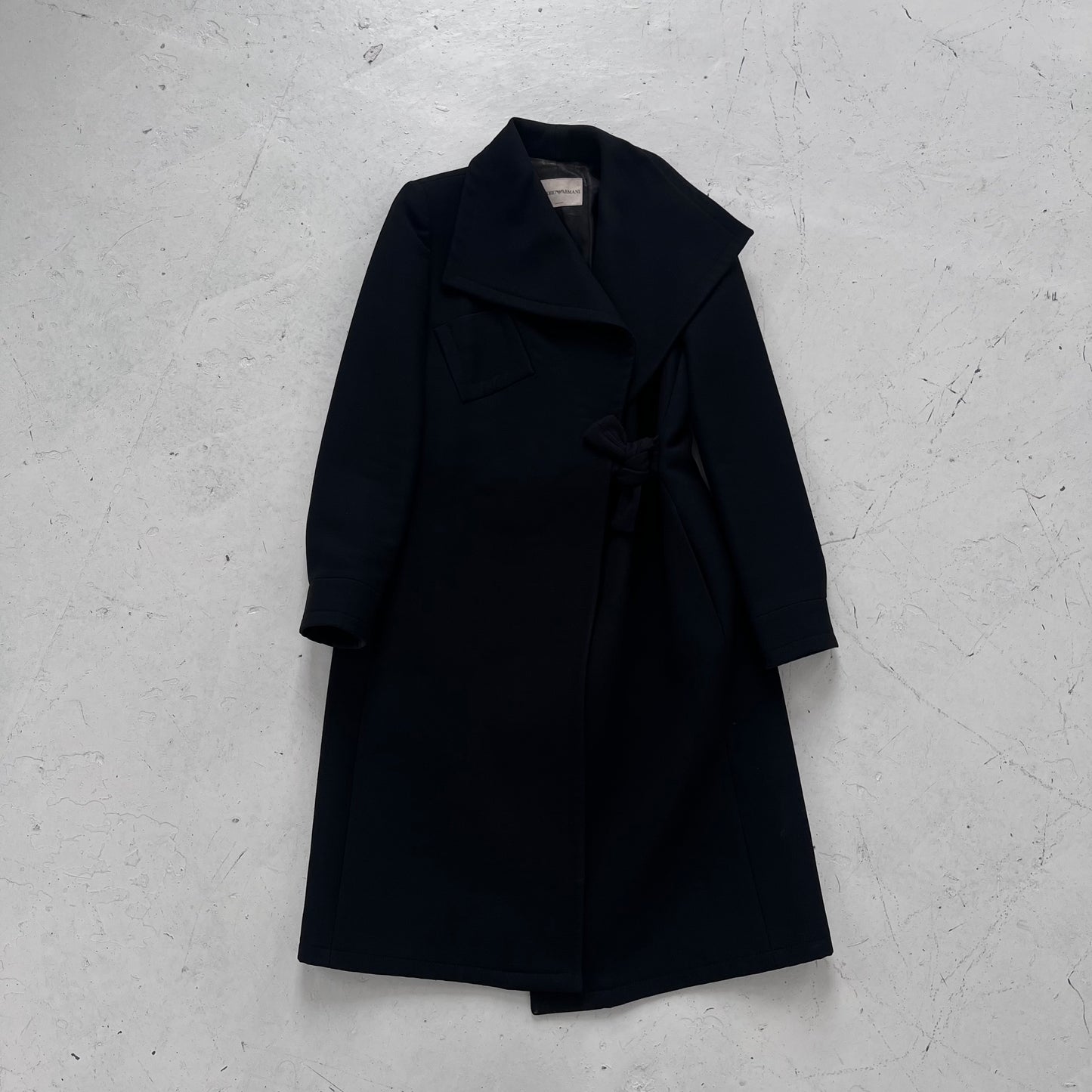 fw2001 emporio armani runway trenchcoat