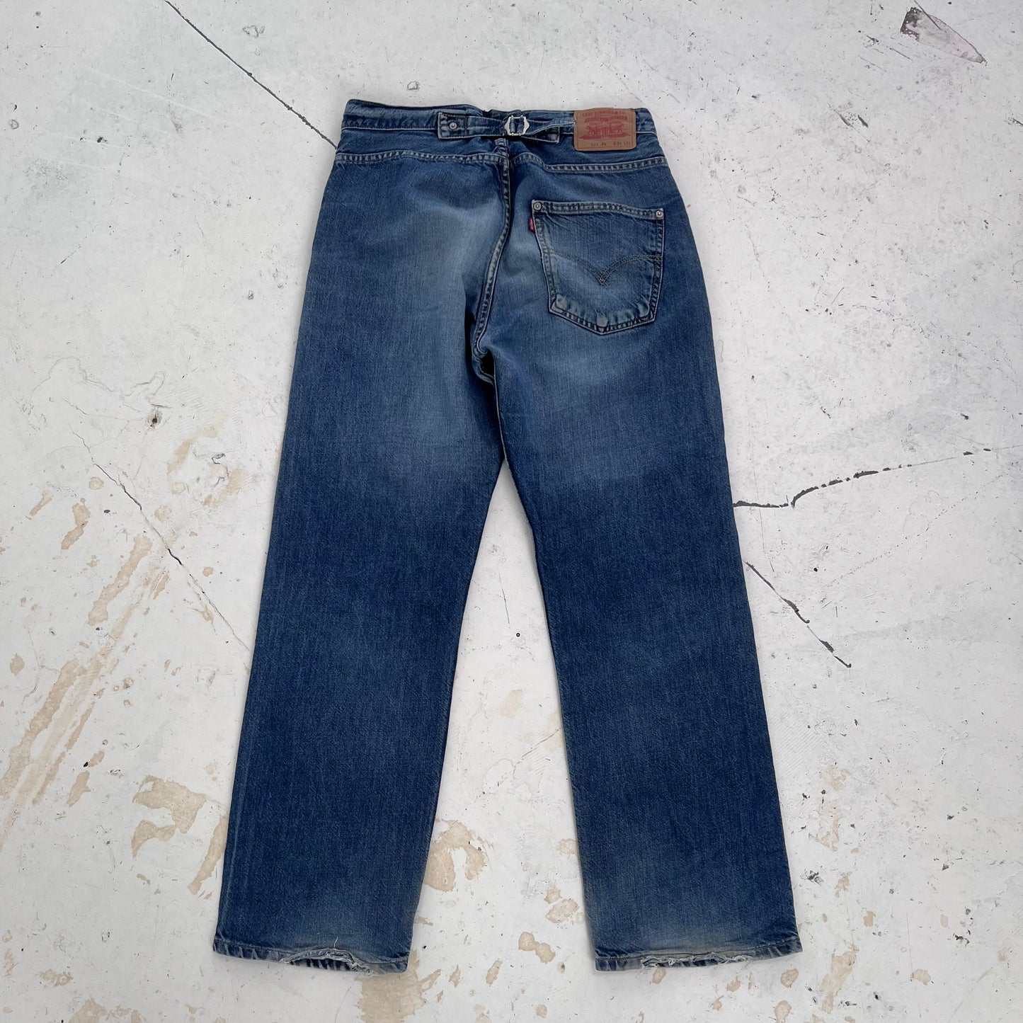 vintage 541 levis buckle back jeans