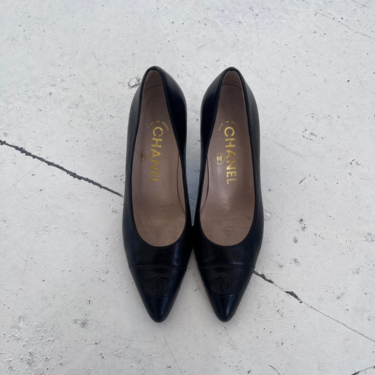 2000s chanel black leather heels